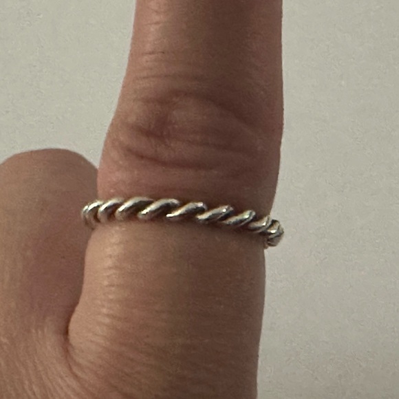 Pandora Sterling Silver Twist Band Ring - Picture 2 of 5